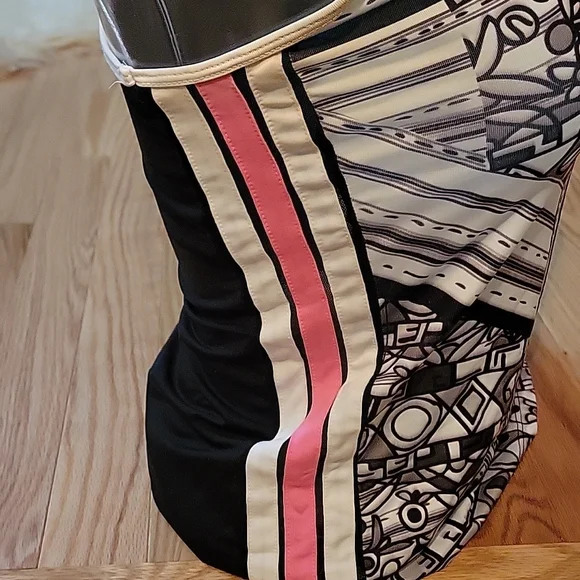 Top - Picture 2 of 7